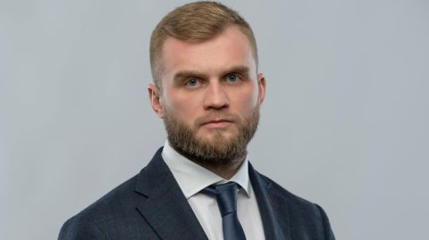 Артем Дмитрук Артем Дмитрук