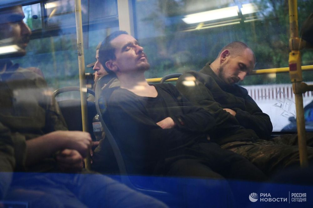Из Мариуполя в Безыменное за сутки эвакуировали более 230 человек