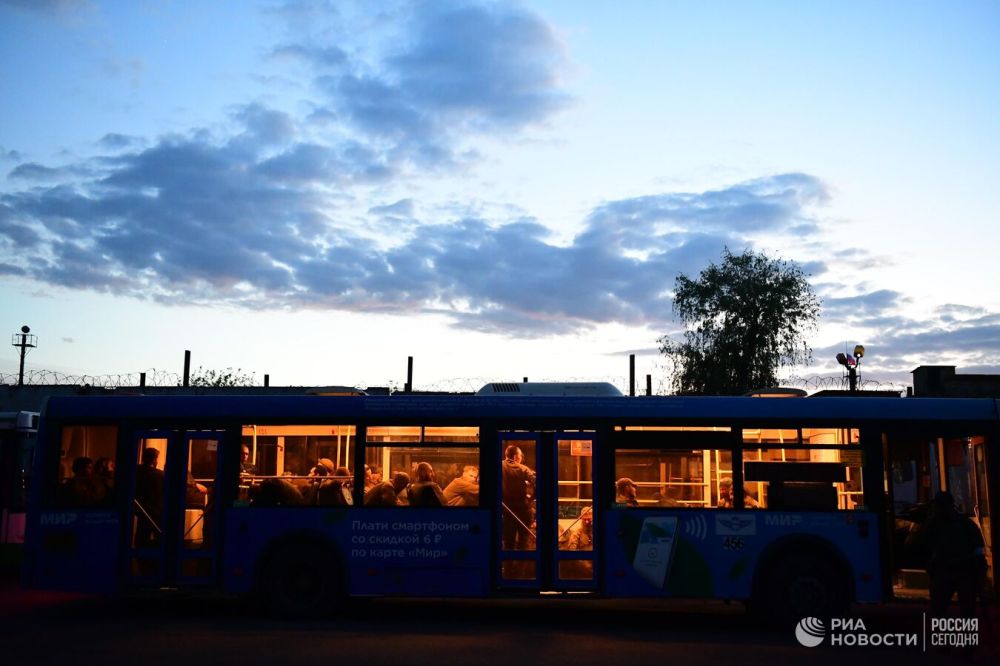 Из Мариуполя в Безыменное за сутки эвакуировали более 230 человек