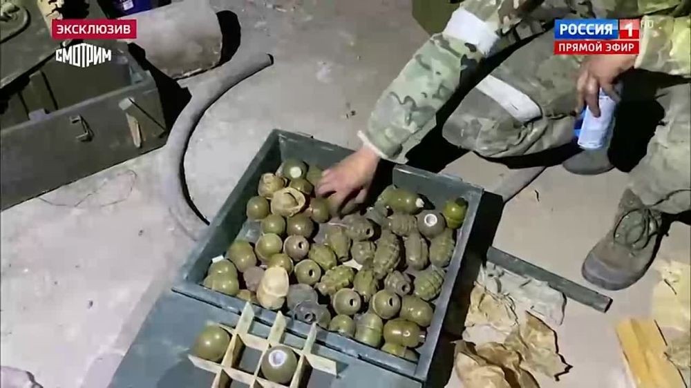 Эксклюзив? Корреспондент ВГТРК Андрей Руденко в эфире программы "60 минут" на телеканале "Россия 1" показал уникальные кадры из катакомб "Азовстали", где укрывались националисты