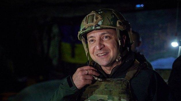 Зеленский отправляет собственный народ в мясорубку, а земли Украины готовит к передаче полякам - военный эксперт