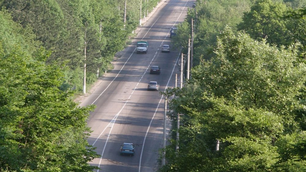 Маршрут из Донбасса в Крым через Мариуполь открыли для гражданских автомобилей