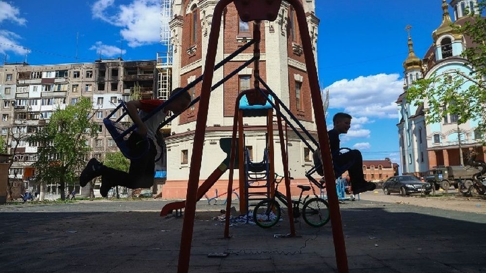 Детский омбудсмен РФ приняла в семью мальчика из Мариуполя