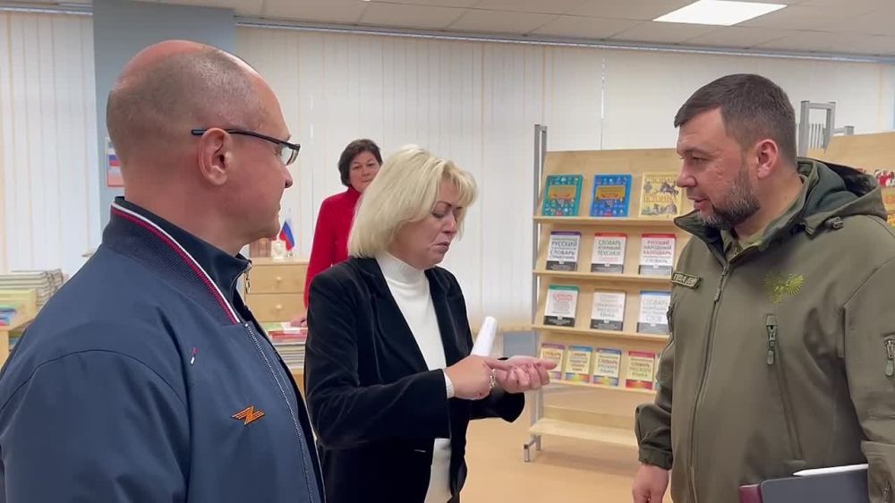 Сергей Кириенко посетил восстановленную школу в Мариуполе