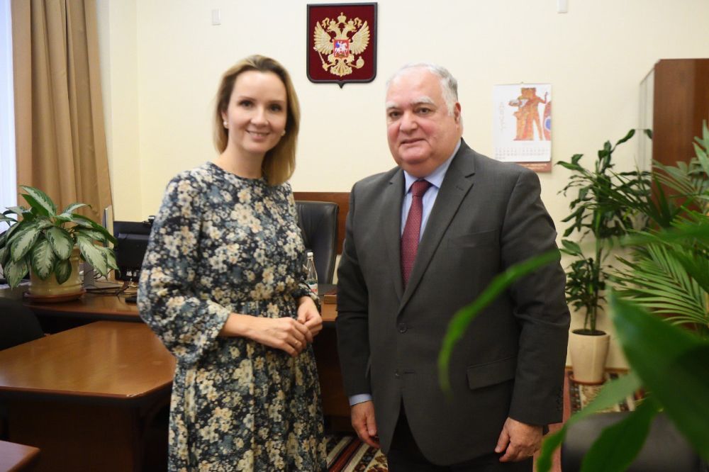 Детский омбудсмен и представитель ООН обсудили вопрос эвакуации сирот из Донбасса