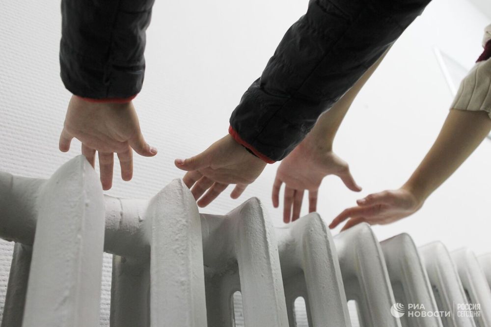 В Мариуполе к отоплению подключили 60 процентов объектов