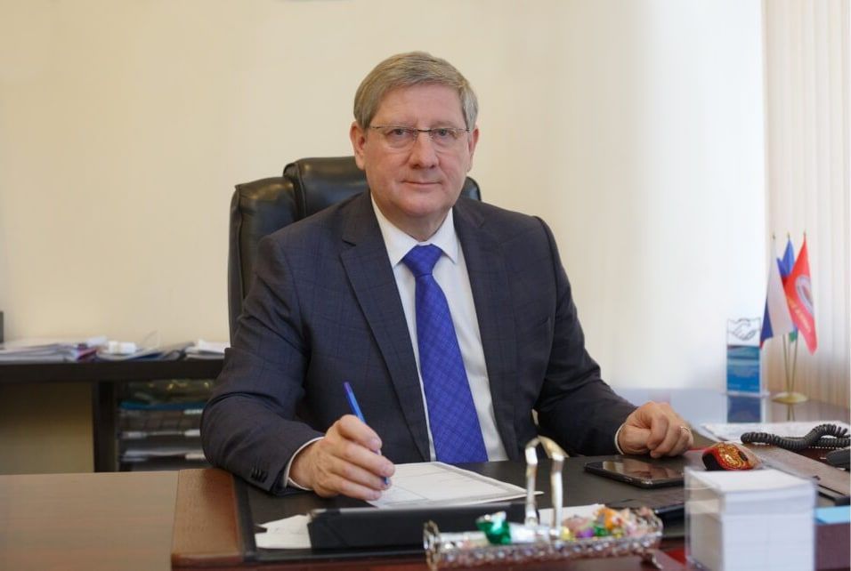 ��������� �������� ���� � ���������� ��� ������ �������� � �������� ����: