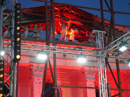 ���������� ��������� �������� ��������� �� 8 ��������� ������