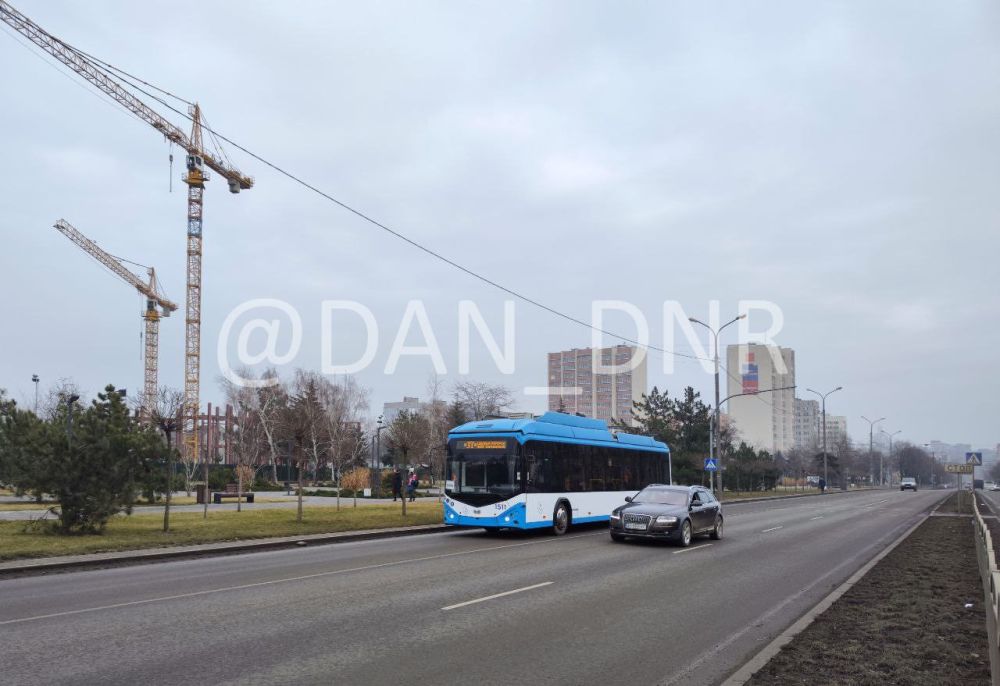 Владимир Корнилов: Жизнь возвращается в Мариуполь!