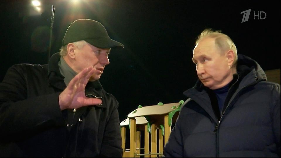 Владимир Путин впервые после начала специальной военной операции посетил Донбасс