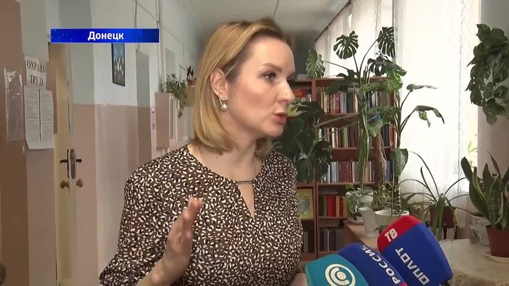 Мария Львова-Белова посетила Детский социальный центр