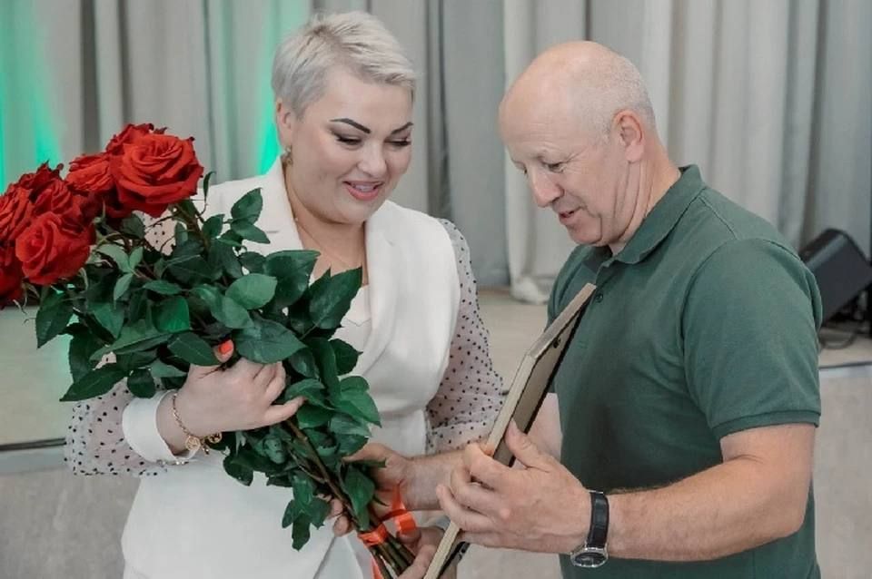 ����� 800 ������� ��������� ������ �� ������ � ���������