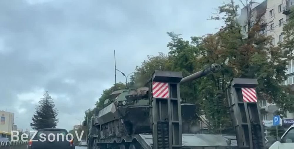 ������ ��������: #���������. ��� ���� ��������� ����������� ������� ���� AMX-10RC ������� � ���������