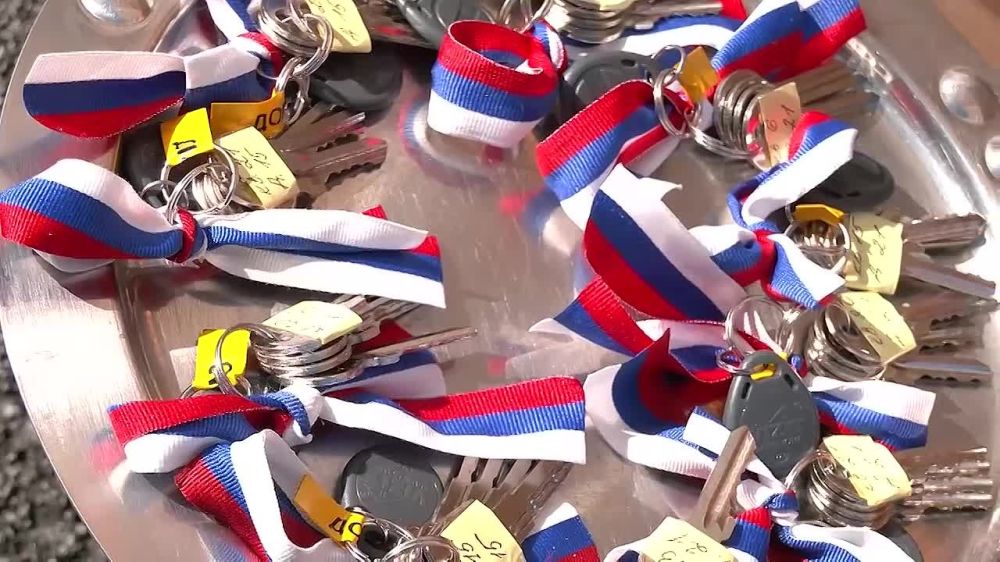 Борис Рожин: В Мариуполе сдали еще несколько новых жилых домов