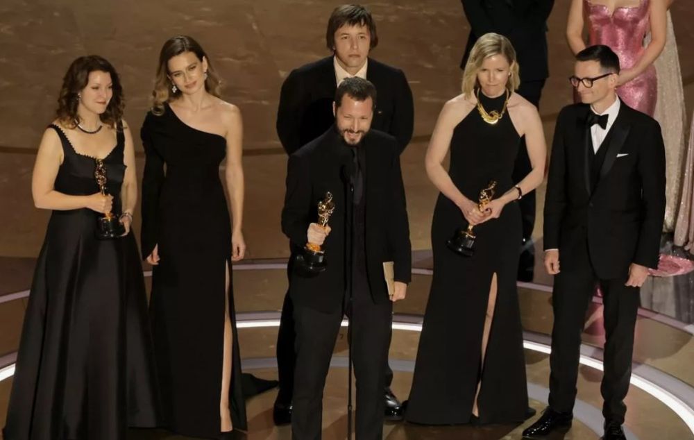 �������� ������ ����� �� ������������ � �������� ������