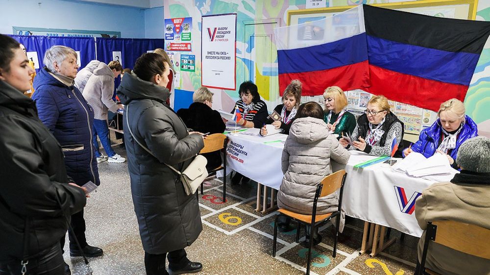 Чего ждет Донбасс после победы Владимира Путина: &quot;Все будет, как в Крыму, Мариуполь еще перегоним!&quot;