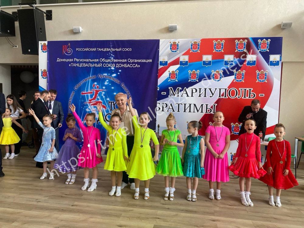 Алексей Кулемзин: В Мариуполе состоялся открытый региональный фестиваль-конкурс хореографического искусства "Вместе целая страна"
