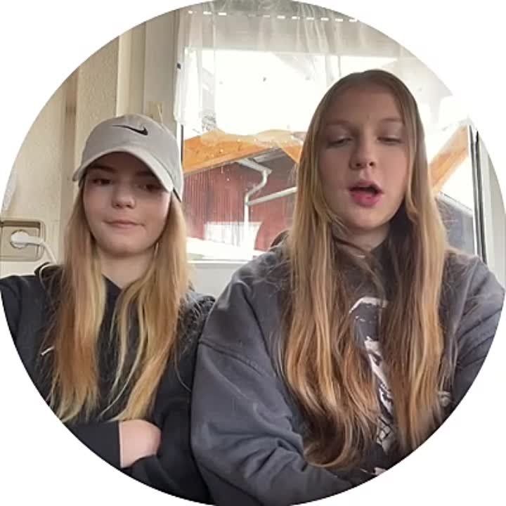  :     