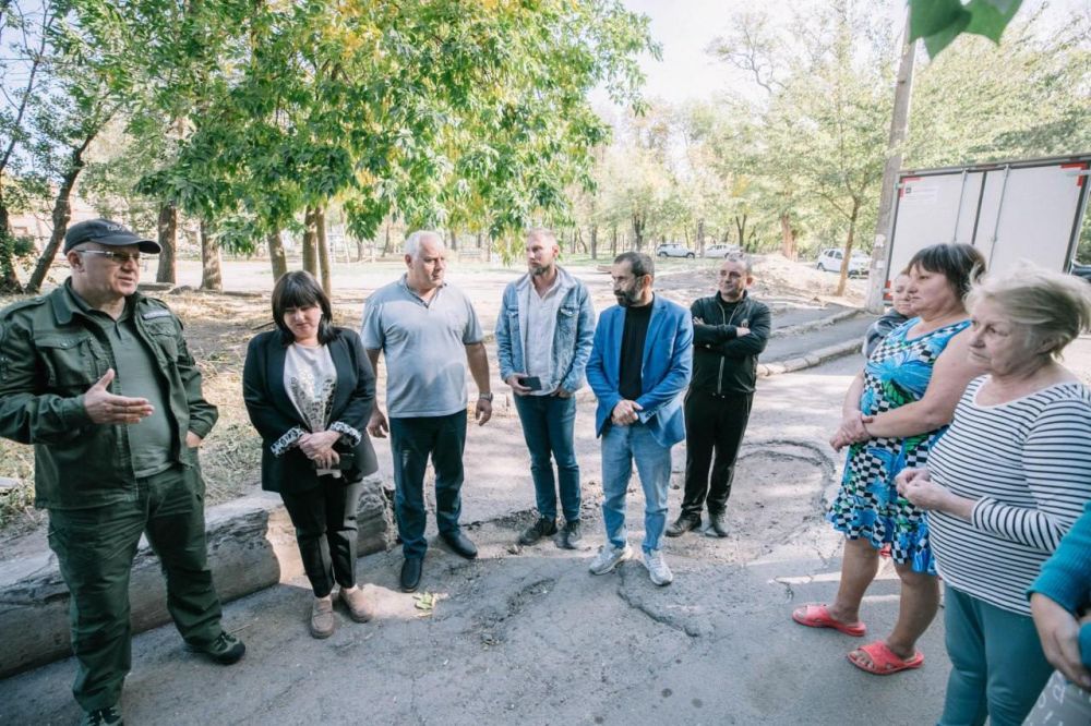 ���� ������: �� ������ ���������� ������� ������ ������� ������� �� ��������� �� ������: ����� ��������, �81-�