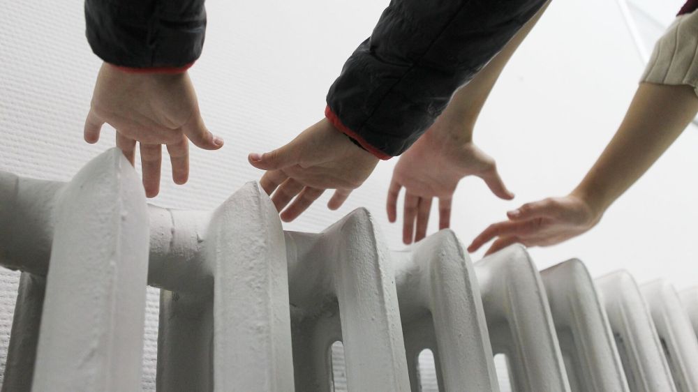 Правительство ДНР отчиталось за запуск отопительных систем и железнодорожного путепровода