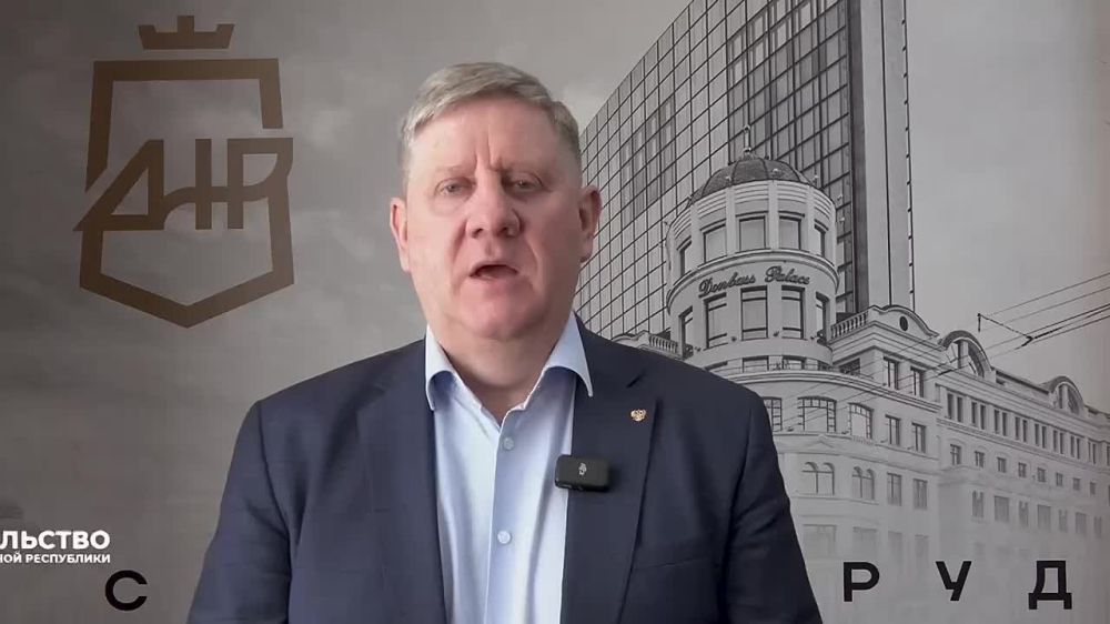 Андрей Чертков: Встретился с генеральным директором Технического заказчика Фонда развития территорий Константином Востриковым