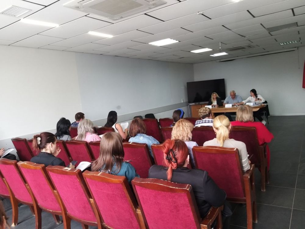 Состоялось плановое заседание комиссии по делам несовершеннолетних и защите их прав (КДНиЗП) при Управе Ильичевского внутригородского района города Мариуполь