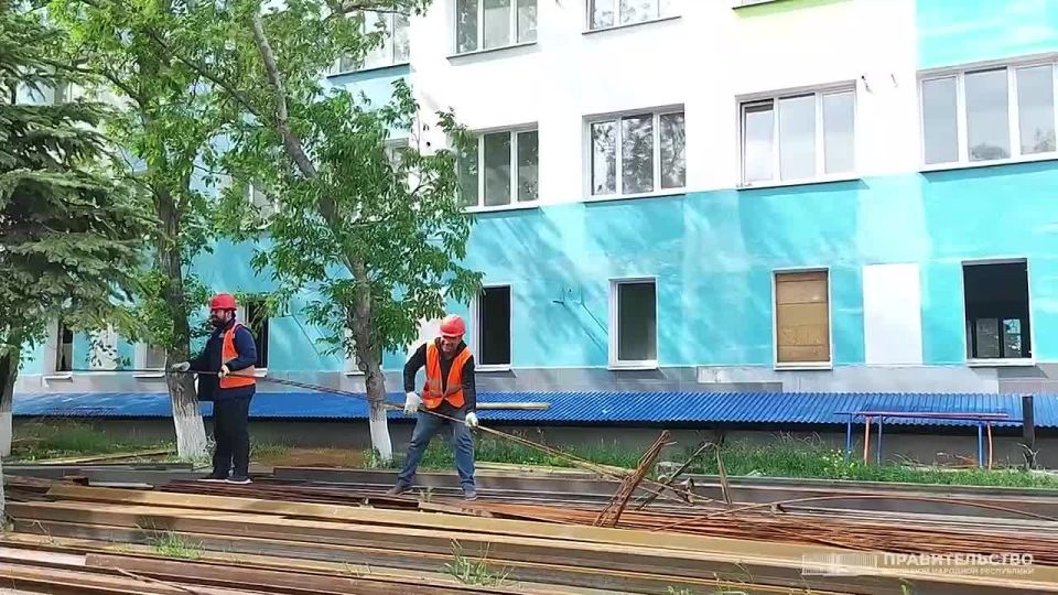 Дмитрий Бердников: Восстановление Больницы интенсивного лечения Мариуполя держу на личном контроле