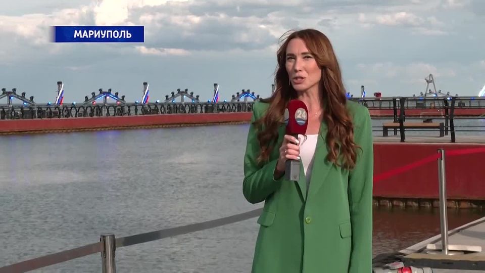 В Мариуполе состоялся главный праздник выпускников – «Алые паруса»