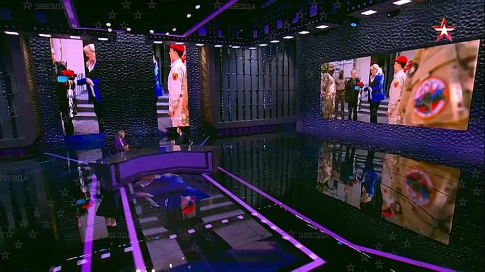 Спустя несколько лет после освобождения Мариуполя морпех Струна вновь побывал в городе, где встретился с жителями, которых лично тогда защищал