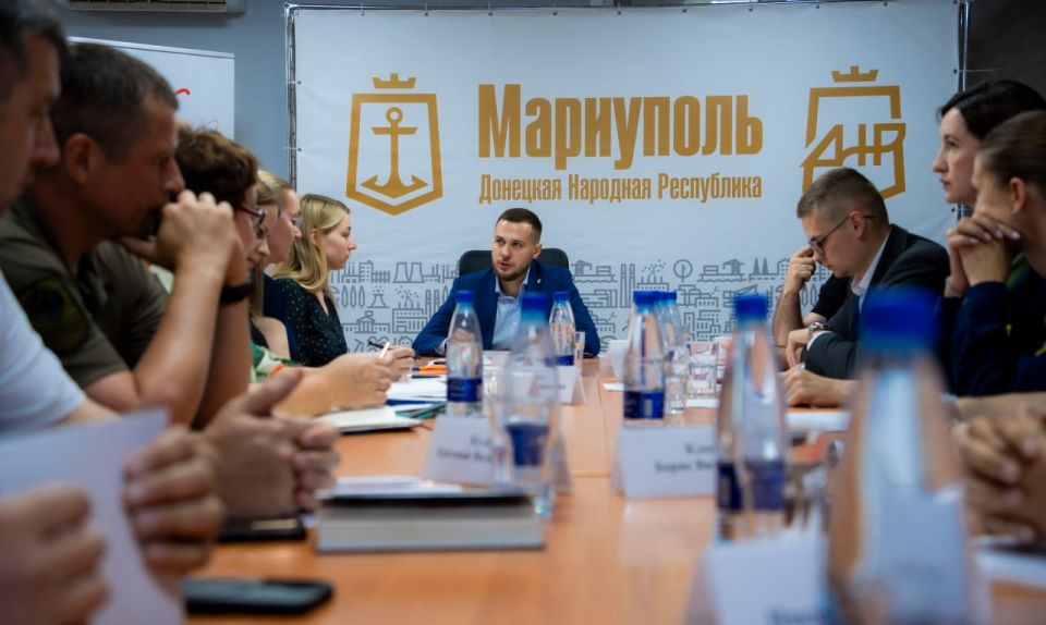 Кирилл Макаров: В Мариуполе прошло рабочее совещание с молодёжными НКО, действующими в городе