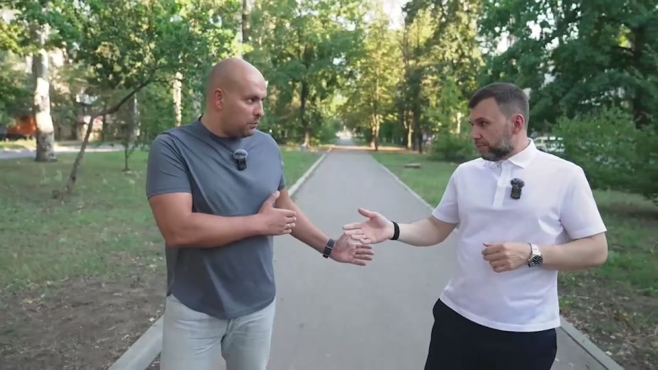  :        