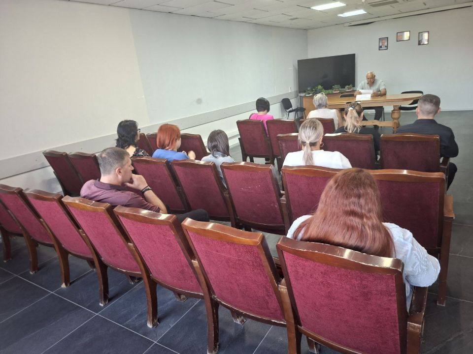 Сегодня в Управе Ильичевского внутригородского района города Мариуполь состоялась встреча руководителя Управы Скударь Владимира Георгиевича с жителями