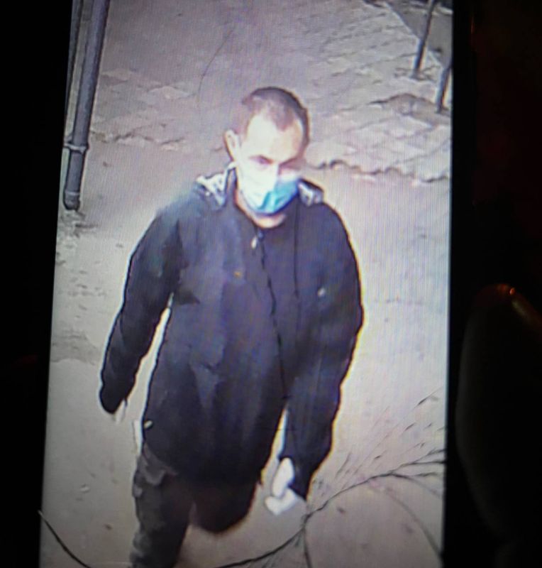 12345Внимание, розыск!. Отделом полиции № 2 по обслуживанию Ильичевского района Мариуполя разыскивается неизвестный гражданин, подозреваемый в совершении преступления, предусмотренного ст. 158 Уголовного кодекса Российской...