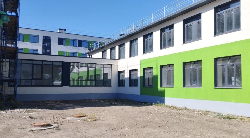 В корпусах Мариупольского техникума транспорта и промышленных технологий завершаются фасадные работы