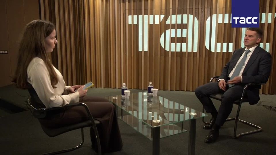 Пенсионеры продолжат получать выплаты наличными деньгами или на карту, обязательного перевода пенсий в цифровой рубль не будет