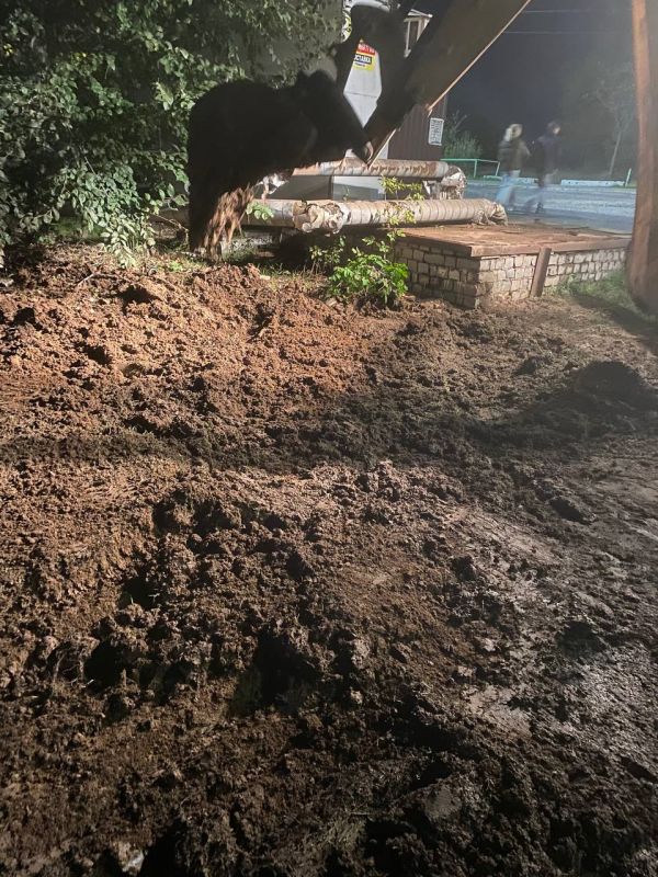 Коммунальные службы устранили крупный порыв водовода в районе металлургического училища имени И.А. Лута