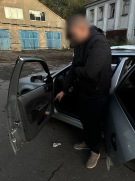 В столице Республики полицейские пресекли попытку незаконного сбыта наркотиков