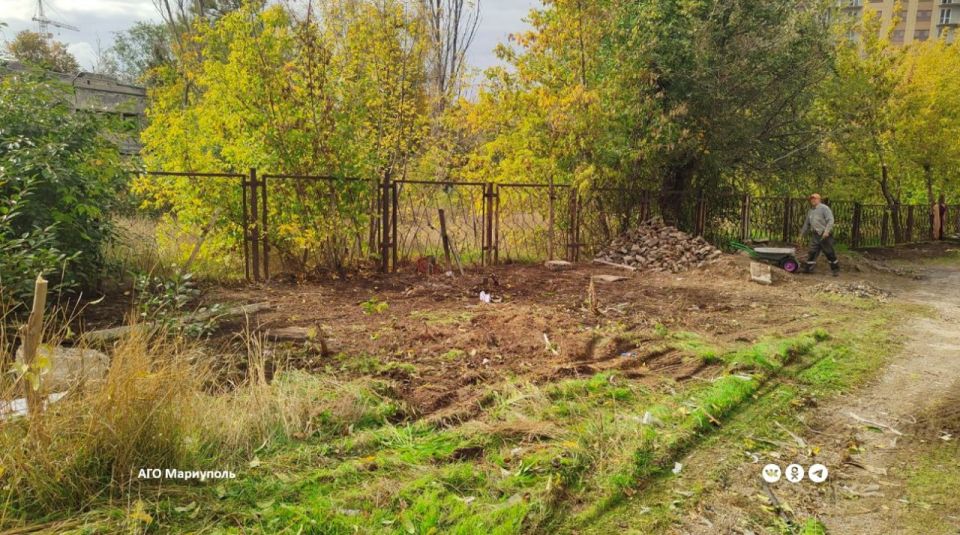 В трех районах Мариуполя коммунальщики ликвидировали очередные стихийные свалки