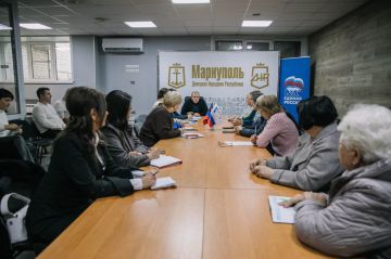 Антон Кольцов: На встрече с партактивом «Единой России» Приморского района рассмотрели проблематику, с которой чаще всего обращаются жители