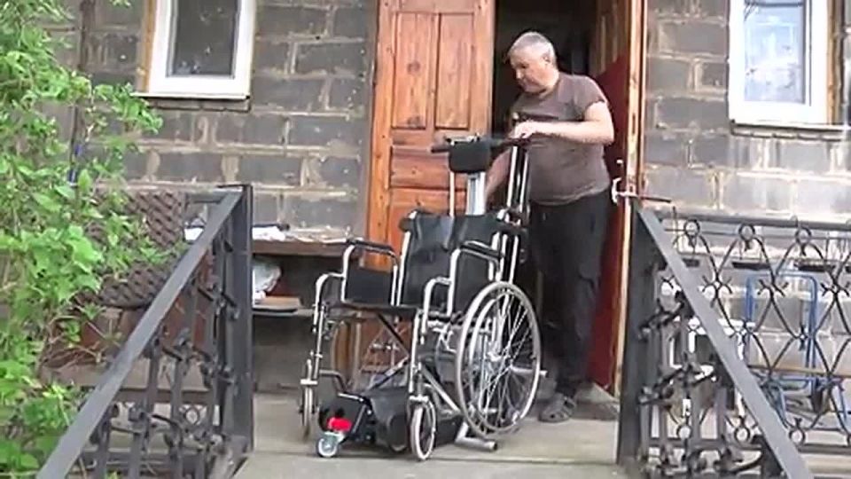 Героем программы «СВОИ» стал Владимир Коваленко, адресат филиала фонда «Защитники Отечества» в ДНР, героически сражавшийся в ходе специальной военной операции в 2022 году за освобождение Мариуполя, где получил тяжелое...