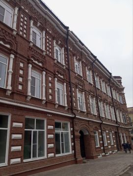 При участии ФАУ «РосКапСтрой» в Мариуполе восстановлен Дворец культуры «Молодежный»