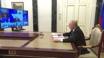 Президент и постоянные члены Совбеза обсудили обеспечение ритмичной работы ОПК и дополнительные меры безопасности дорожного движения