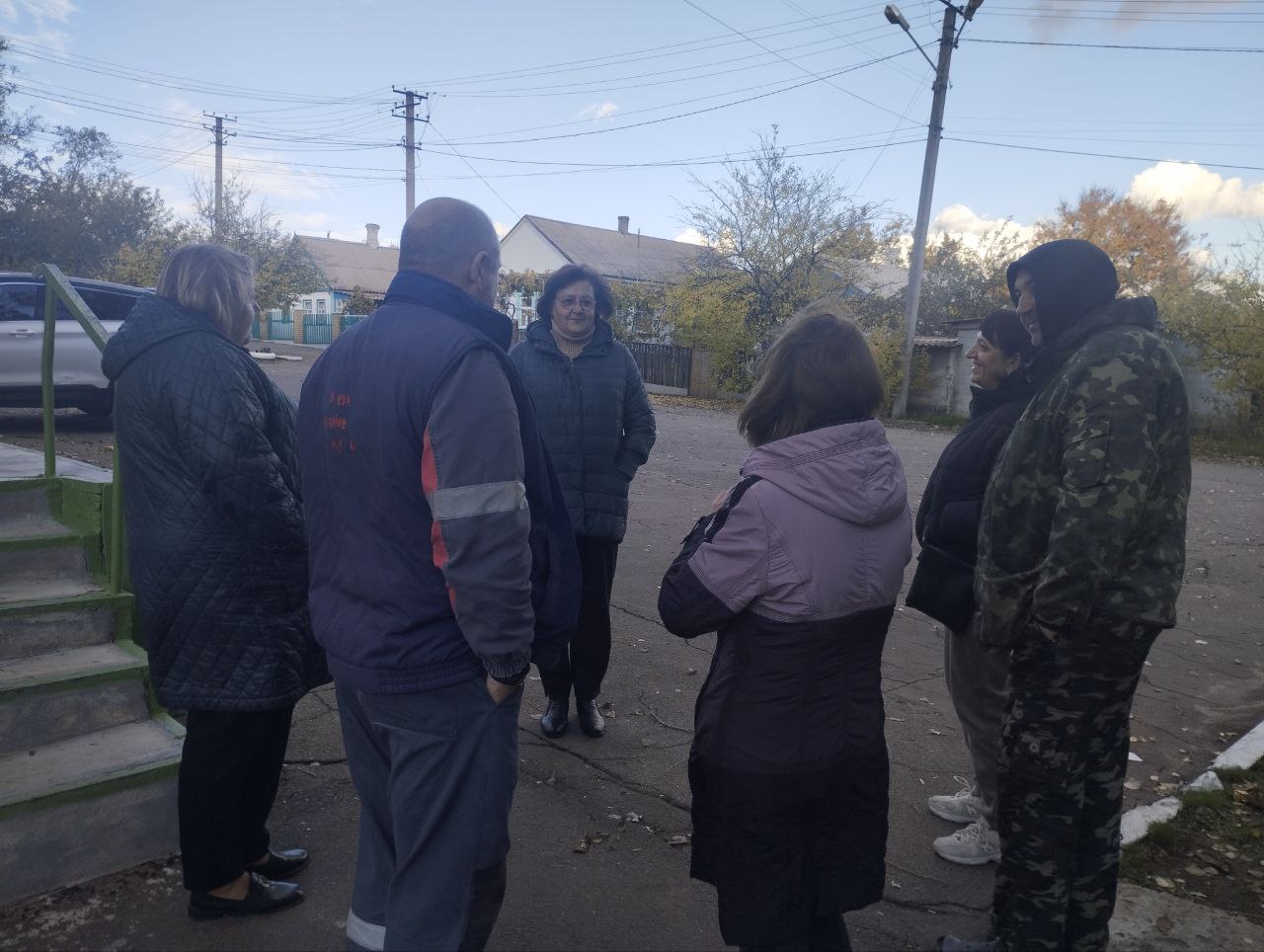 Заведующий Старокрымским сектором Цымбой Элла Федоровна провела встречу с представителями трудовых коллективов поселка