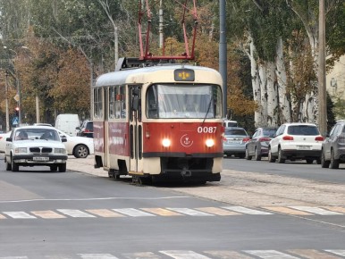 Трамваев сегодня не ждите. Сегодня, 6 ноября, с 10:00 до 20:00 движение трамваев в Мариуполе временно приостановлено, сообщается в Telegram-канале «Мариупольтранс»