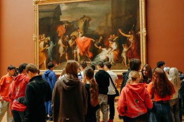 250 школьников из Мариуполя провели осенние каникулы в городах России