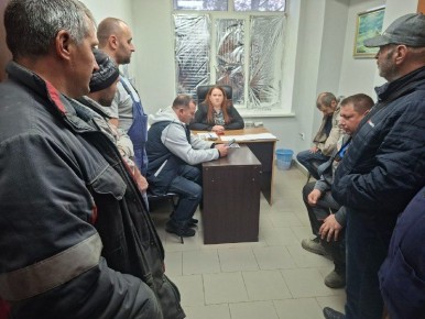 Состоялась встреча первого заместителя руководителя Управы Ильичевского внутригородского района Соломиной Татьяны с трудовым коллективом ГУП ДНР "Вода Донбасса"