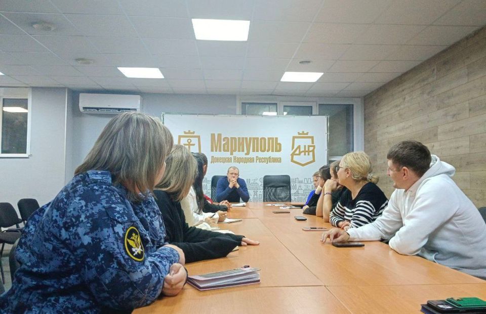 Личный состав ИК-13 встретился с руководителями молодежных организаций