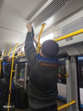 Мариупольтранс: Специалисты автобусного и троллейбусного парка МУП "МАРИУПОЛЬТРАНС" ежедневно производят осмотр и наладку подвижного состава, что способствует обеспечению безопасности движения и комфорту пассажиров