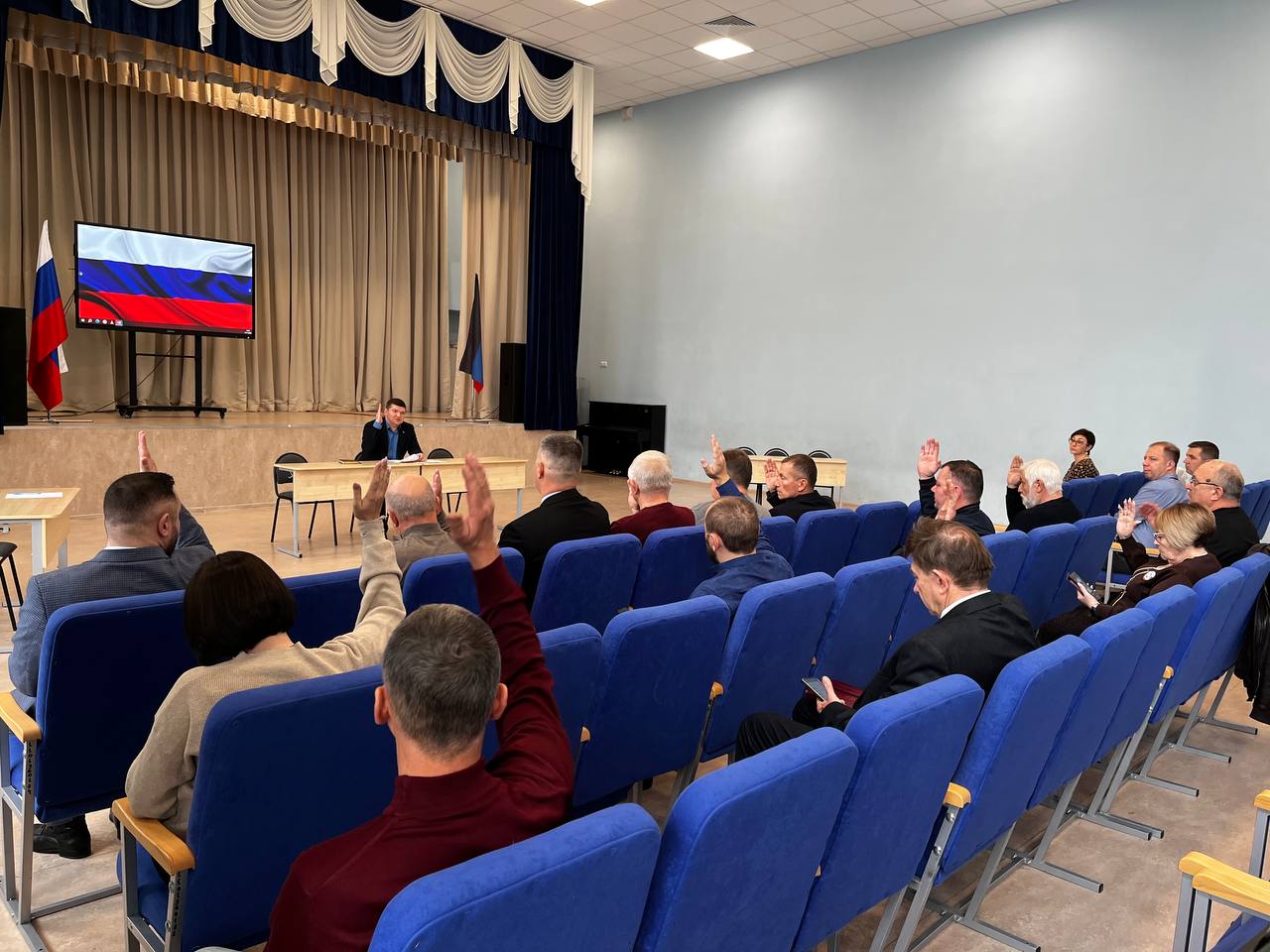 Депутаты городского совета приняли к рассмотрению проект бюджета на 2026 год