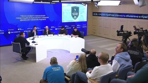 Позывной – «Родники».. Так называется новая программа Народного радио «Родники», и мы шли к ней с особым волнением. Мы очень переживали, пока готовили пилотные выпуски, но теперь переживать нечего: программу уже ждут в тылу...